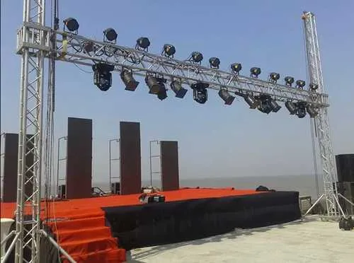 stage-lights-truss