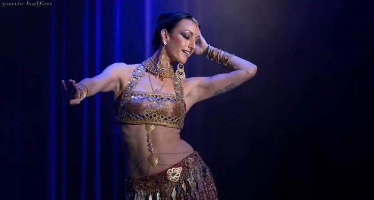 Belly Dancer 1