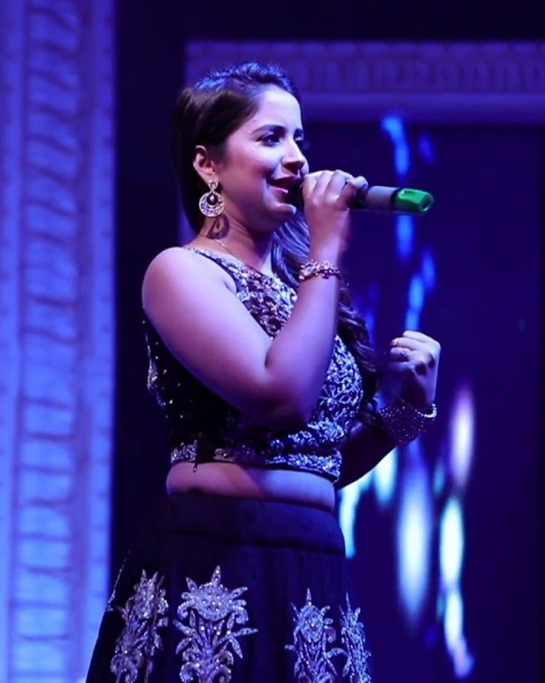Anchor Juhi Malhotra