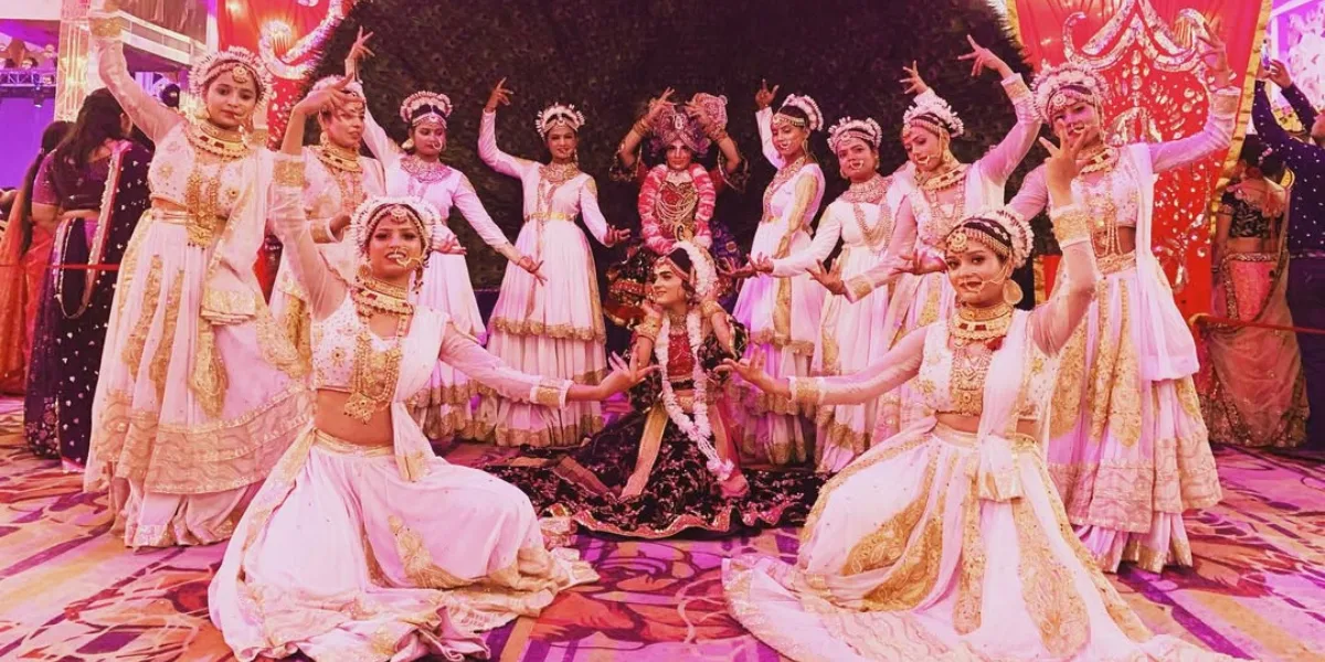 Dance Troupe For Wedding In Delhi – Captivate Your Guests