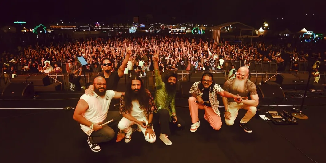 Create Magical Vibes With A Music Band In Delhi