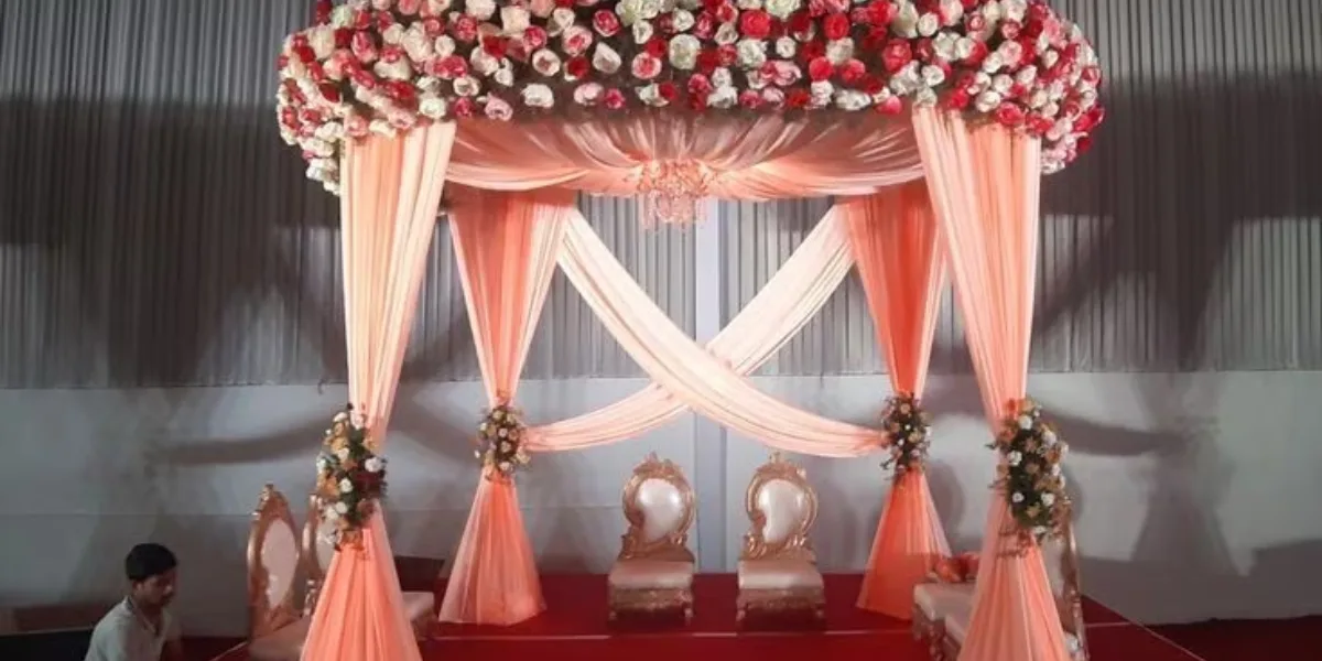 Event Hostess In Mumbai For Wedding | Hire Hostess For Event_Floodlghtz_Events