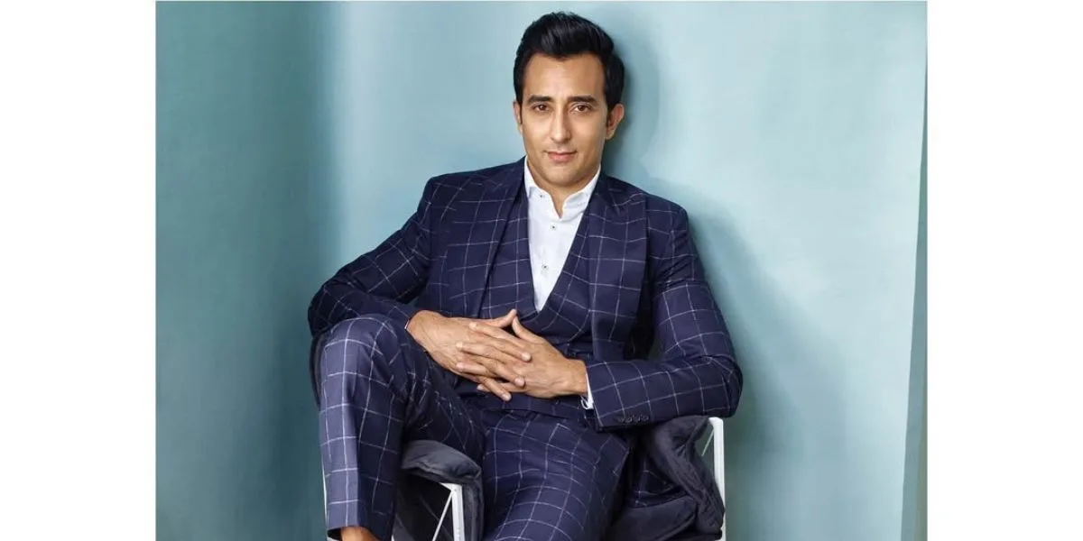 Samir Kochhar_Celebrity Anchor