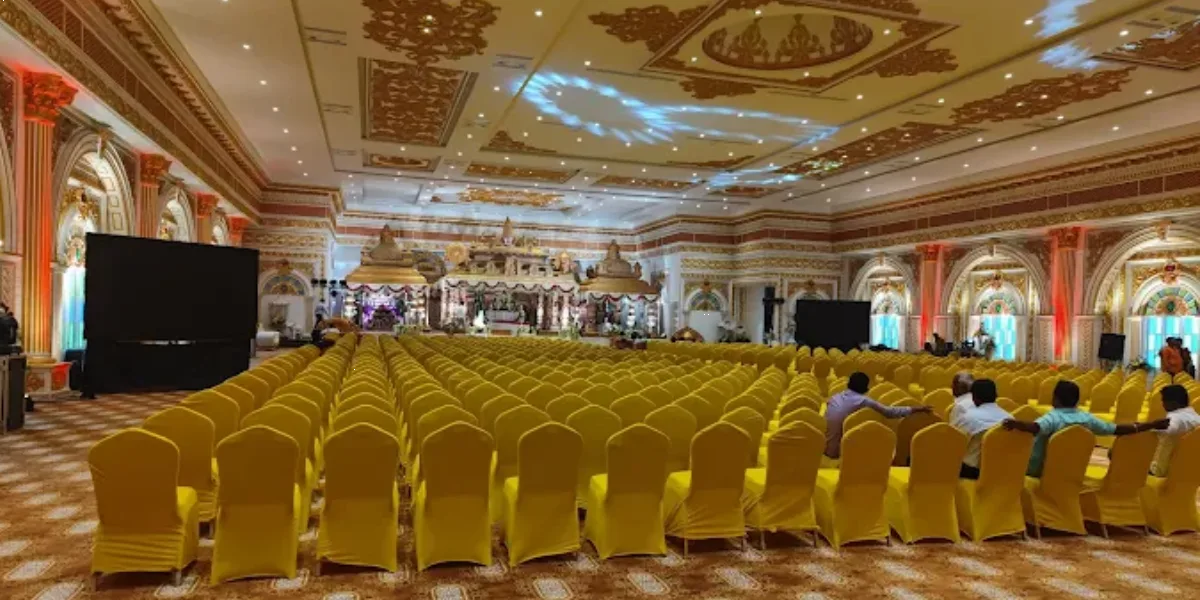 Hostess For Maharaja Palace | Professional, Polished, & Personable