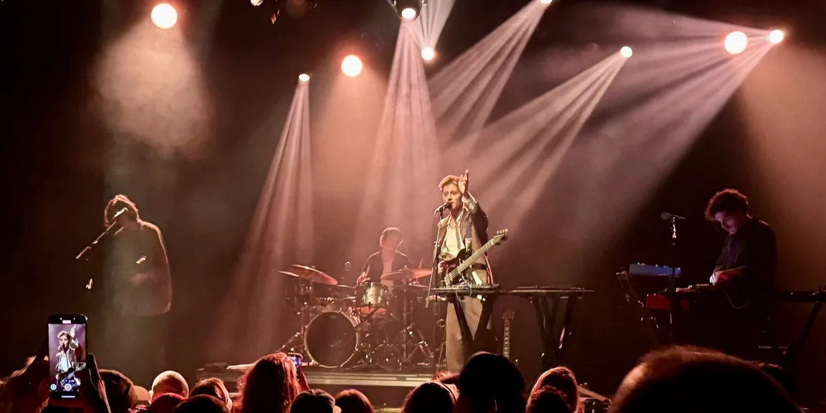 Choosing The Best Live Band In Mumbai For Your Event_Floodlightz_Events