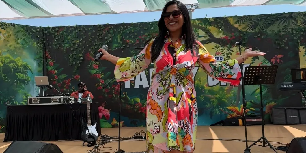 Best Anchor In Bangalore – Emcee Raina-floodlightz-eventz