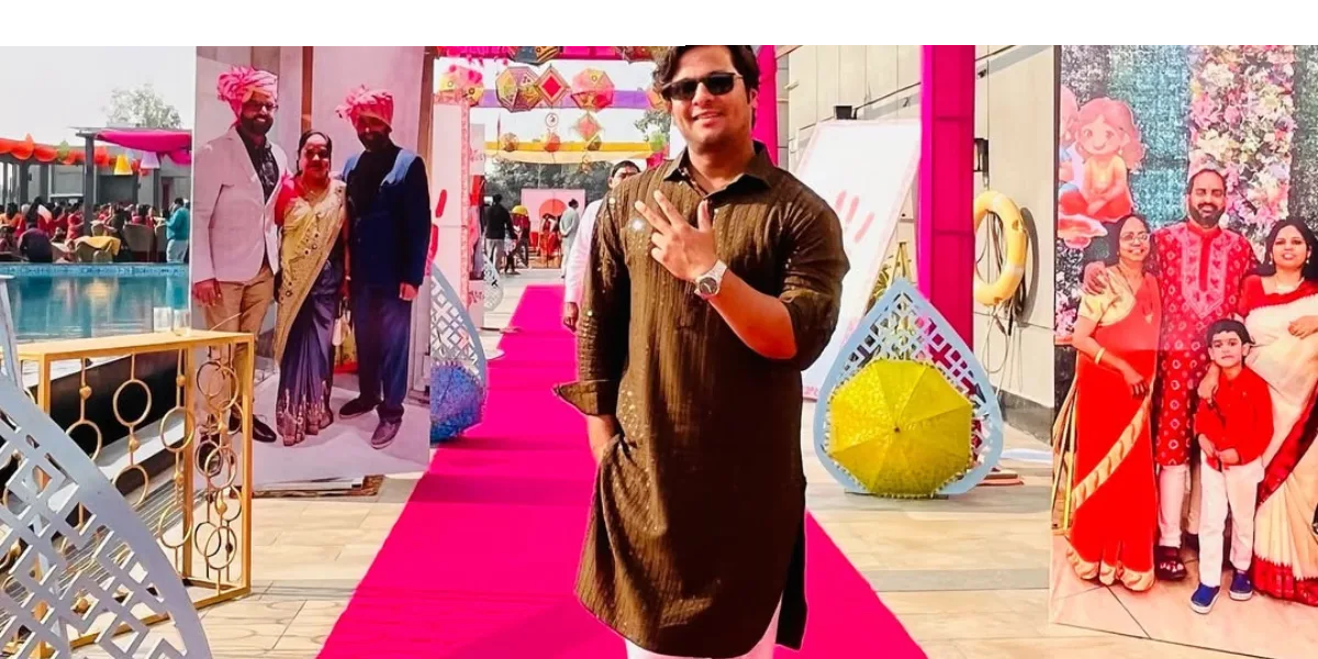 Leading Male Anchor In Lucknow With Strong Stage Presence_Floodlightz_Eventz
