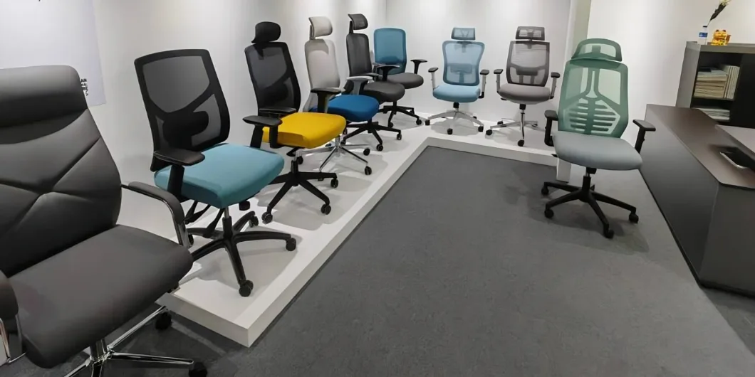 Office Chairs On Rent For Events_Floodlightz_Events