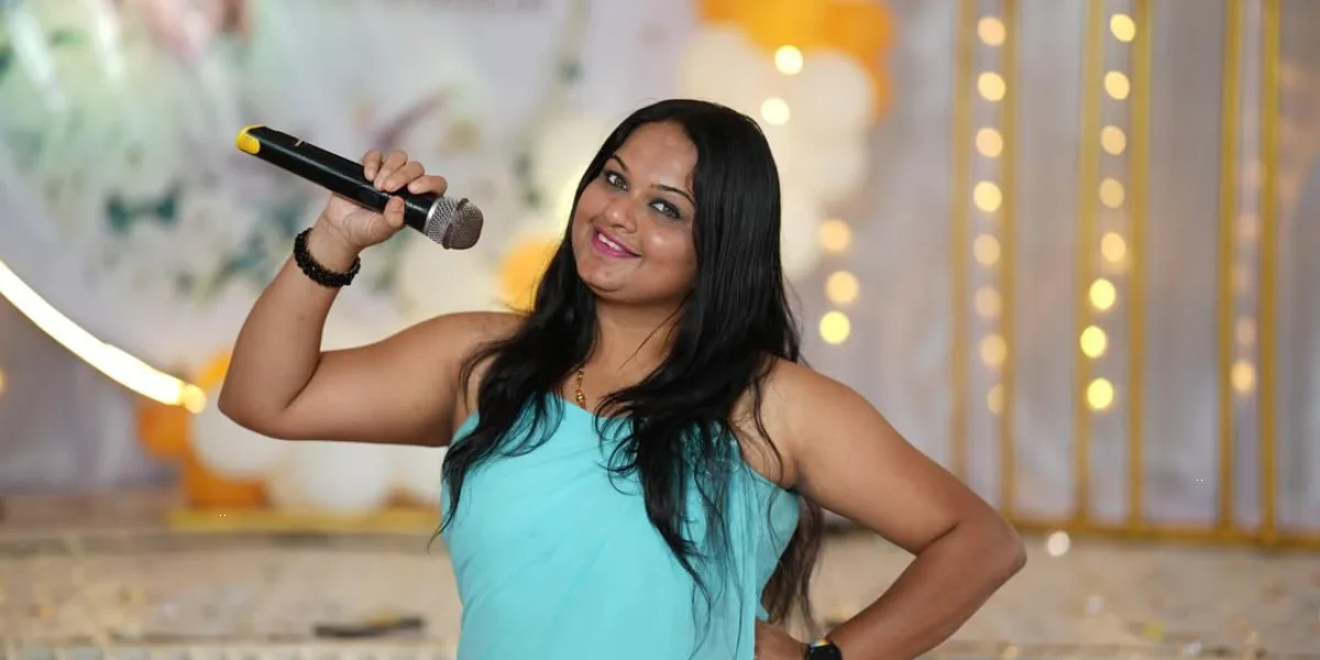 Emcee For Corporate Events In Goa For Professional Hosting : Floodlightz Eventz