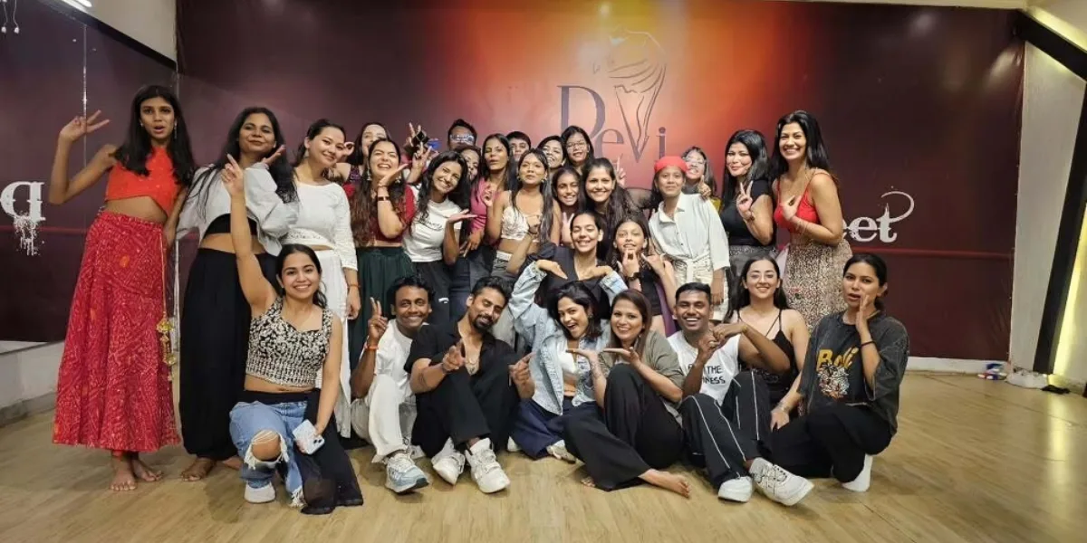 Famous Dance Troupe In Lucknow – Add Magic To Every Event _Floodlightz_Eventz