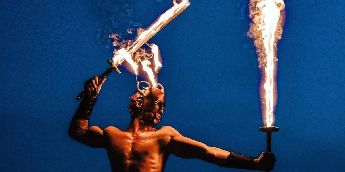 Fire Show In Phuket For Weddings & Birthday Parties_Floodlightz Events_