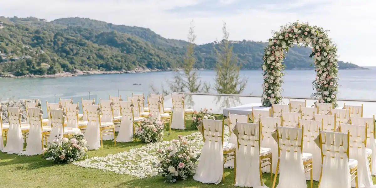 Destination Wedding Budget Breakdown: Phuket vs Hua Hin Resort Buyouts & Catering