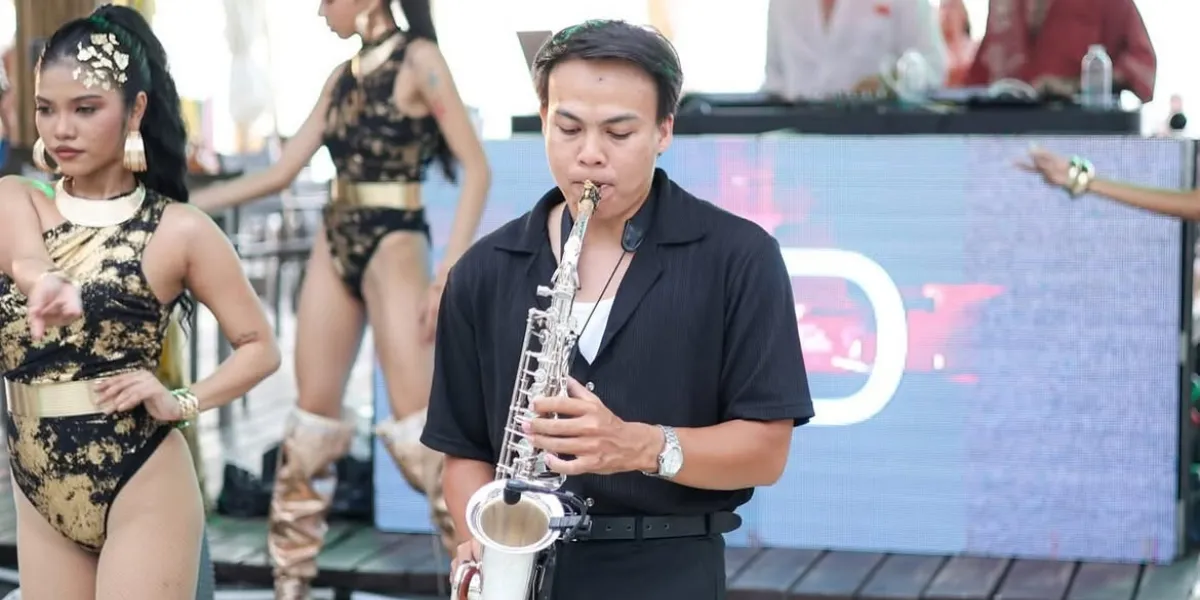 OAT Saxophonist_Floodlightz Events