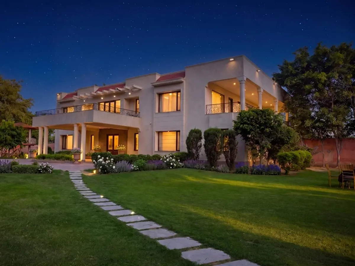 Farmhouses Delhi_Floodlightz Events