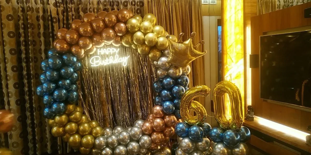 Baloon decorator